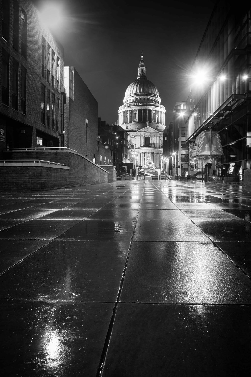 St Paul's Cathedral in the Rain B&W